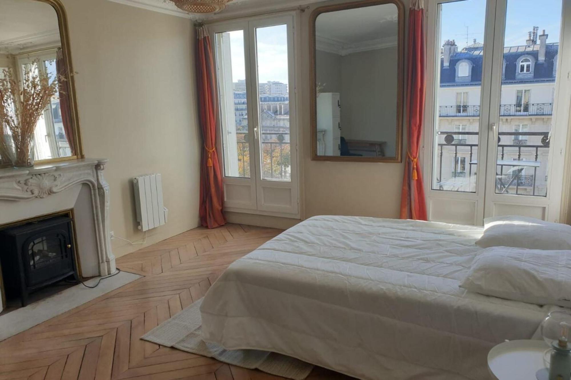 Flexliving - - Voltaire Paris